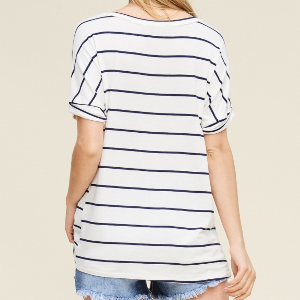 White and Navy Pocket Tee 08010 - Picture 4 of 5